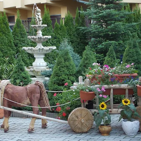 Rezydenz *