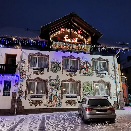 Rezydenz *