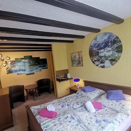 Rezydenz Homestay *