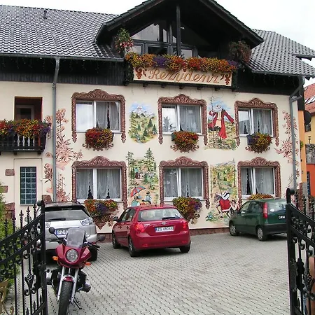 Rezydenz Homestay *